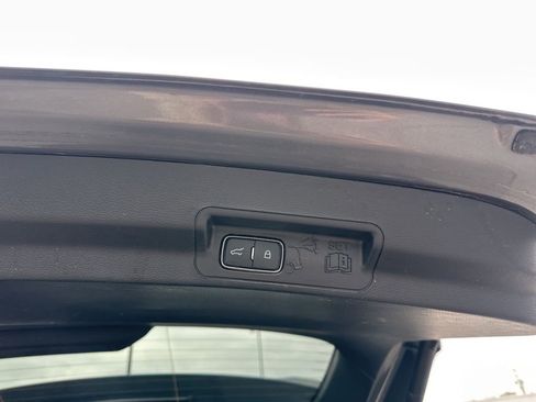 Certified 2025 Ford Explorer ST w/ Sun And Sound Package image 30