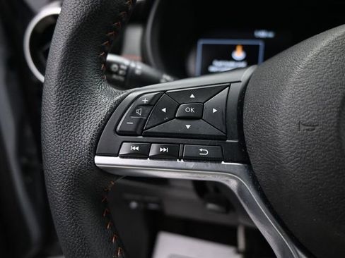 Used 2024 Nissan Kicks SR image 20