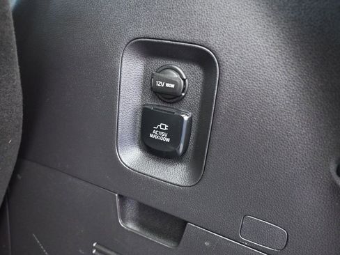 Used 2024 Kia Carnival SX Prestige image 47