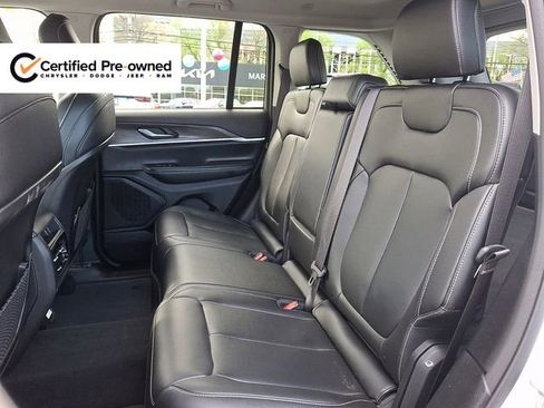 Certified 2023 Jeep Grand Cherokee Limited AWD/4WD image 10