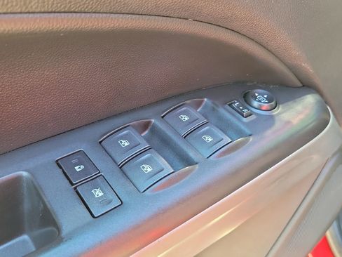 Used 2019 Chevrolet Colorado LT RWD image 21