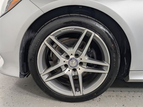Used 2014 Mercedes-Benz E 350 Sedan image 9