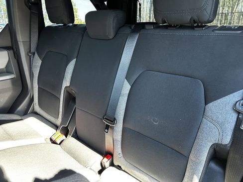 Used 2023 Ford Bronco Big Bend image 30