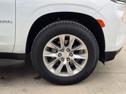 Certified 2023 Chevrolet Suburban Premier image 33