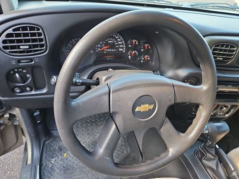 Used 2006 Chevrolet TrailBlazer LS AWD/4WD image 14