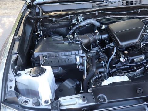 Used 2020 Toyota Tacoma SR image 37