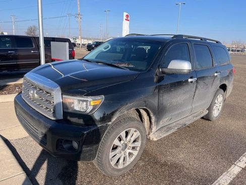 Used 2015 Toyota Sequoia Platinum image 4