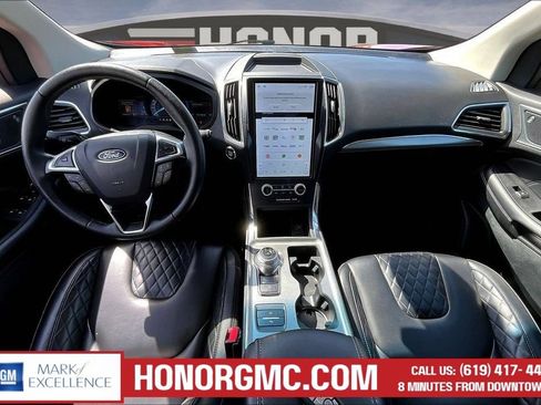 Used 2024 Ford Edge Titanium AWD/4WD image 8
