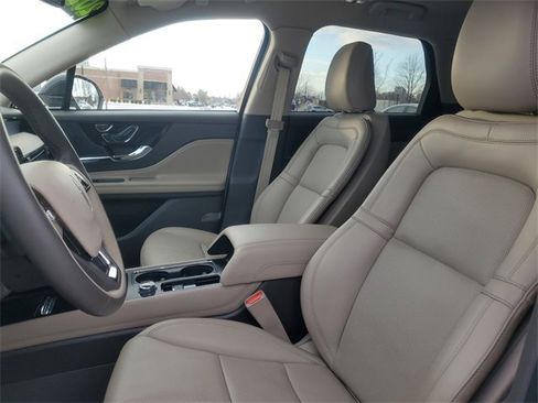 Certified 2022 Lincoln Corsair AWD w/ Equipment Group 101A image 14