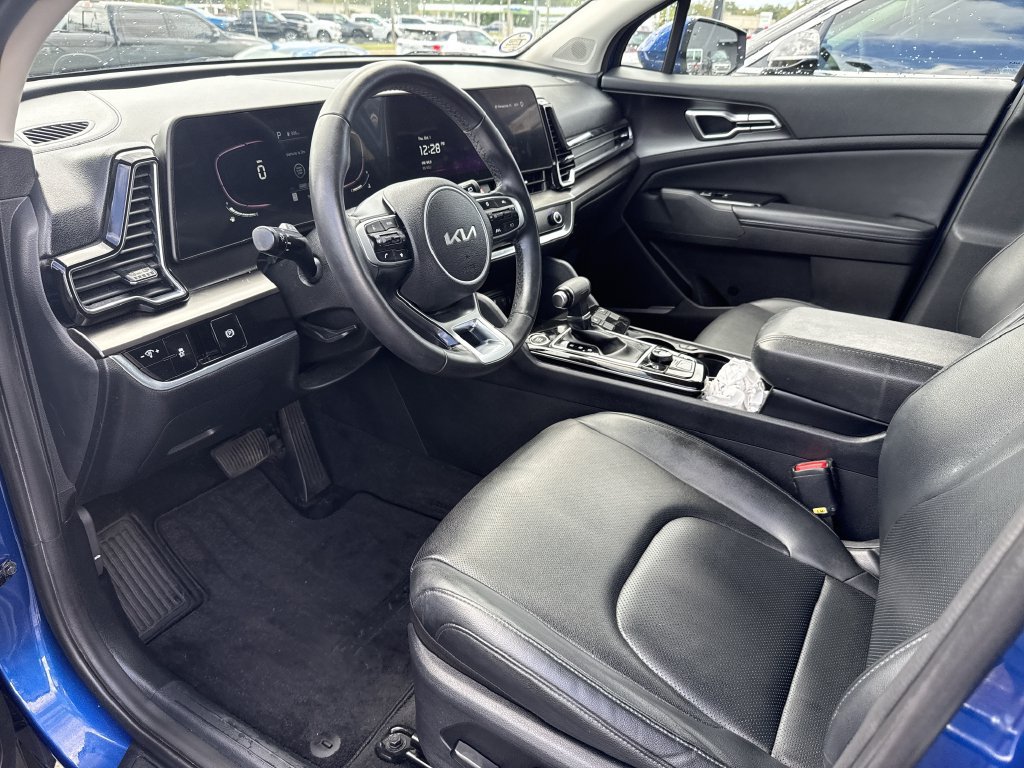 Used 2023 Kia Sportage EX FWD image 14