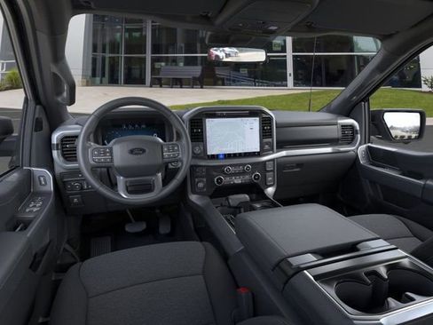 New 2025 Ford F150 XLT w/ Equipment Group 302A MID image 9