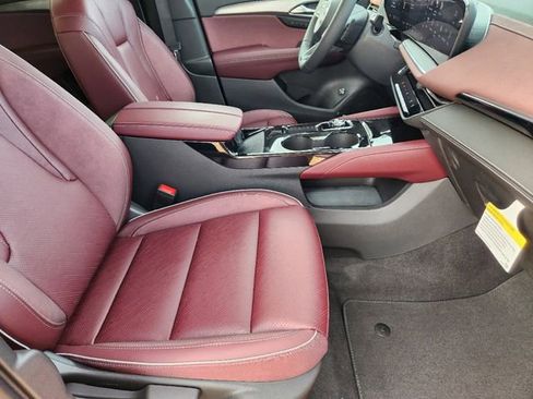 New 2025 Buick Envision Sport Touring image 11