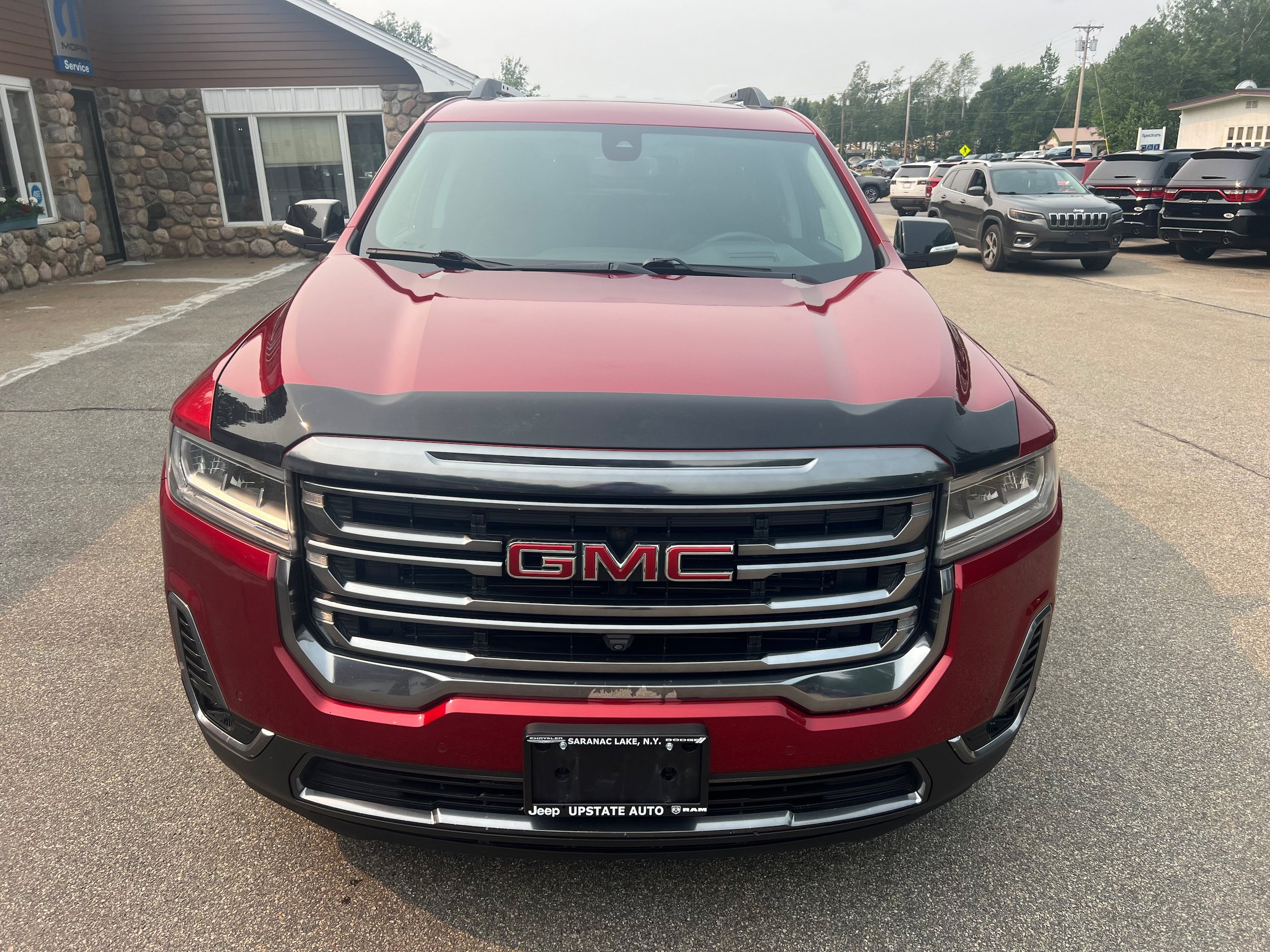 Used 2023 GMC Acadia AT4 w/ Technology Package AWD/4WD image 2