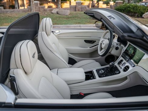 Used 2026 Bentley Continental GTC AWD/4WD image 49