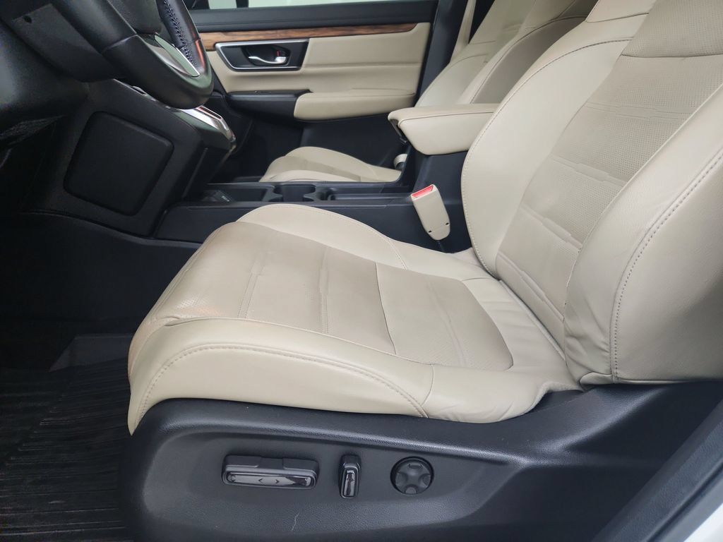 Used 2018 Honda CR-V Touring image 22