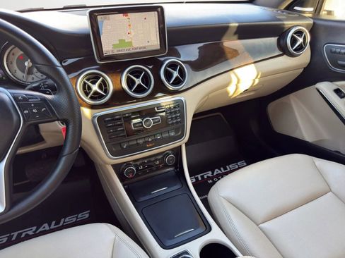 Used 2014 Mercedes-Benz CLA 250 4MATIC image 16
