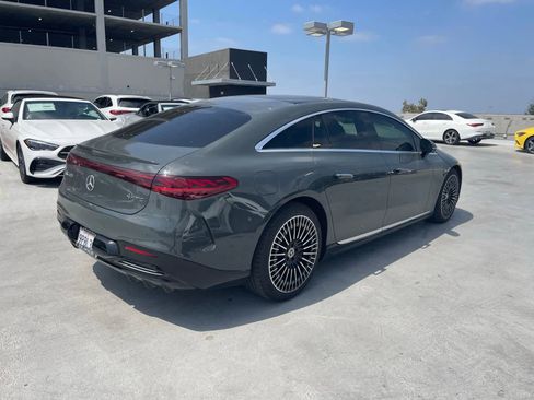 Used 2024 Mercedes-Benz EQS 580 4MATIC Sedan image 3