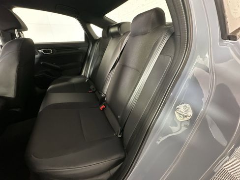 Used 2023 Honda Civic Sport image 23