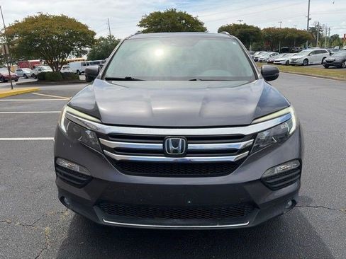 Used 2018 Honda Pilot Touring image 8