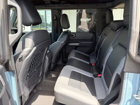 Used 2022 Ford Bronco Black Diamond AWD/4WD image 4
