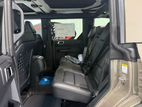 New 2025 Ford Bronco Badlands image 15