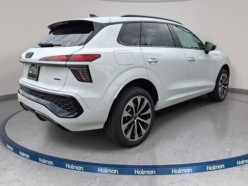 New 2026 Audi Q3 quattro 2.0T AWD/4WD image 3