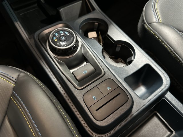 Used 2026 Ford Maverick Lobo AWD/4WD image 27