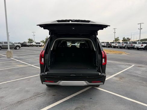 New 2026 Ford Expedition Max Platinum w/ Driver's Package image 7