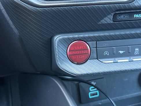 Used 2024 Ford Mustang Coupe RWD image 21