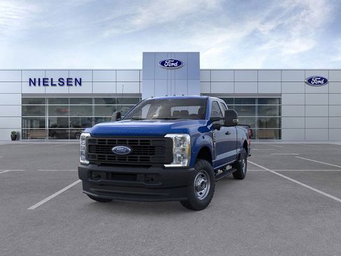 New 2026 Ford F350 XL w/ 360-Degree Camera Package image 2