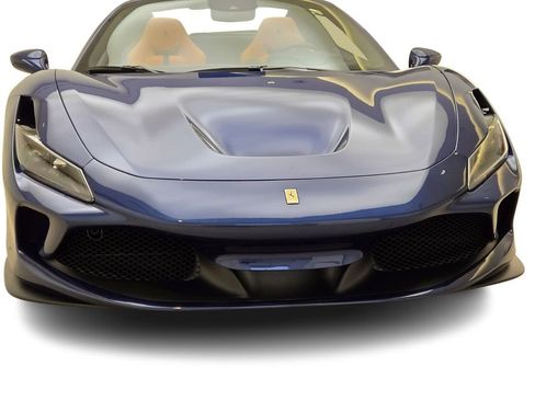 Used 2022 Ferrari F8 Tributo image 4
