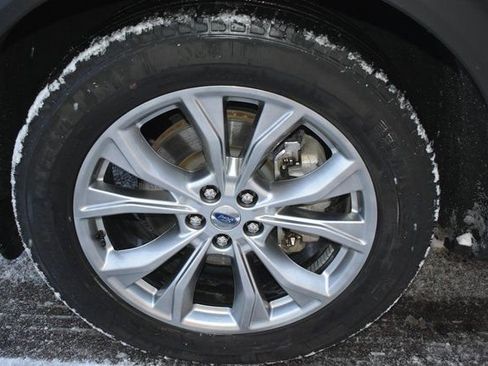 Used 2024 Ford Explorer Limited image 56