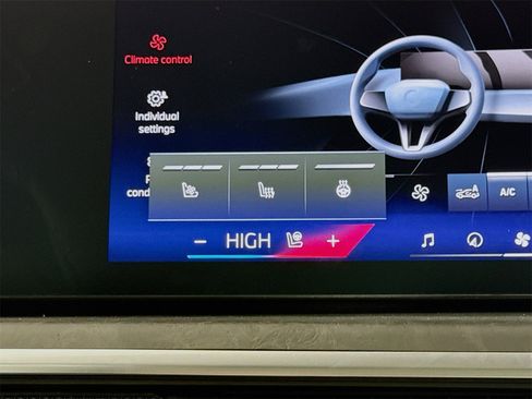 New 2026 BMW X5 xDrive50e w/ M Sport Package image 21