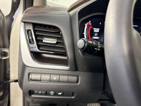 Certified 2023 Nissan Rogue Platinum image 15