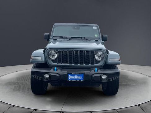 Used 2024 Jeep Wrangler Unlimited AWD/4WD image 8