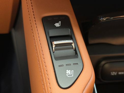 Certified 2025 Kia Telluride SX X-Line AWD/4WD image 35