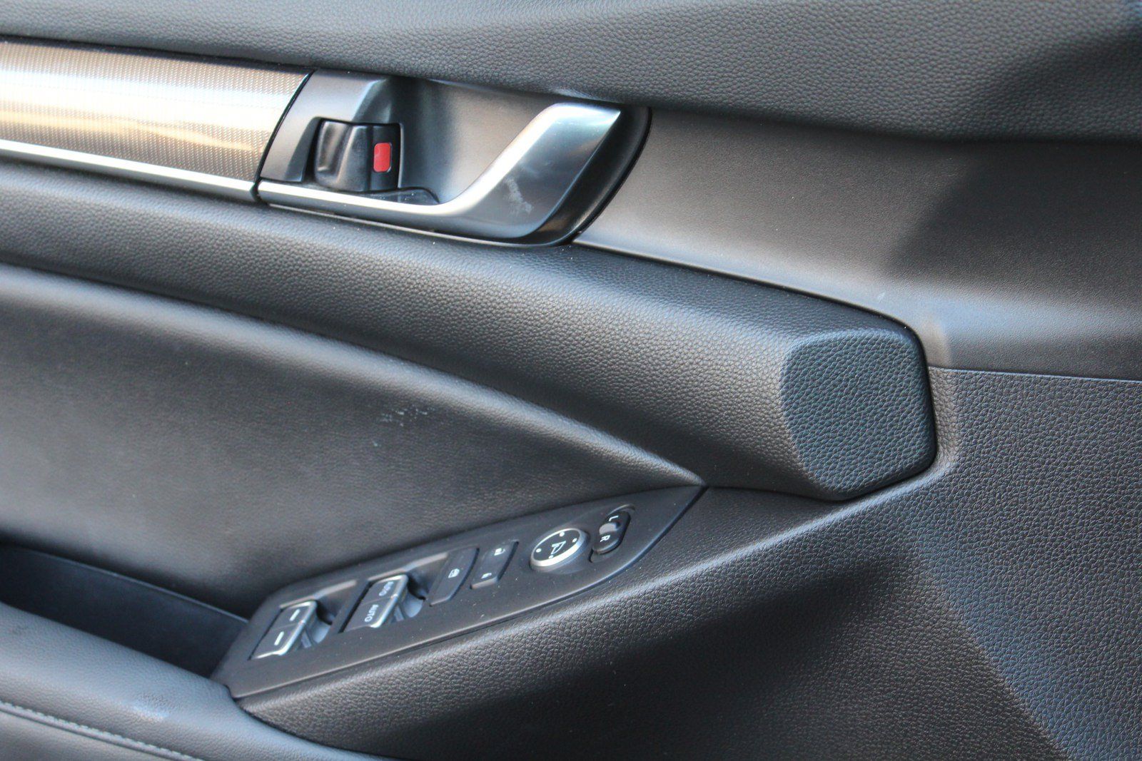Used 2022 Honda Accord Sport Special Edition image 13