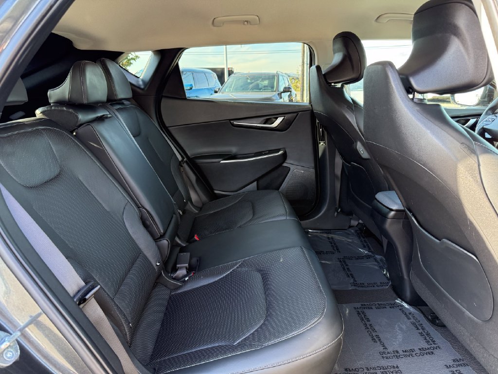 Certified 2023 Kia EV6 Wind AWD/4WD image 13