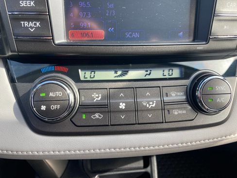 Used 2013 Toyota RAV4 XLE image 95