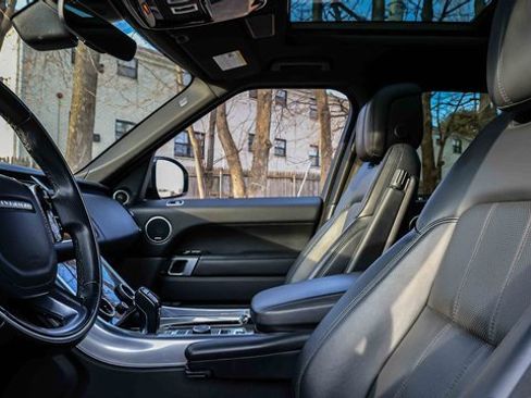 Used 2021 Land Rover Range Rover Sport HSE Silver Edition image 9