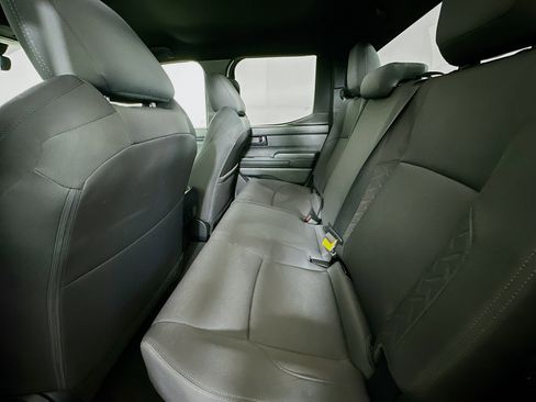 Used 2025 Toyota Tacoma SR5 image 27