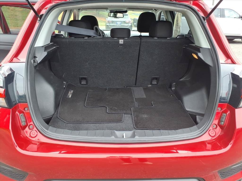 Used 2024 Mitsubishi Outlander Sport SE AWD/4WD image 19