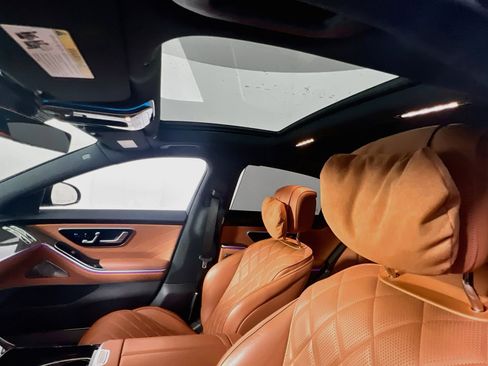 Used 2022 Mercedes-Benz S 500 4MATIC image 22