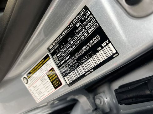 Used 2025 Mercedes-Benz GLC 350e GLC 350e image 29