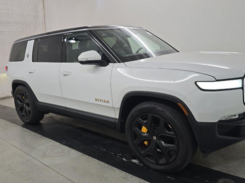 Used 2024 Rivian R1S Adventure AWD/4WD image 1