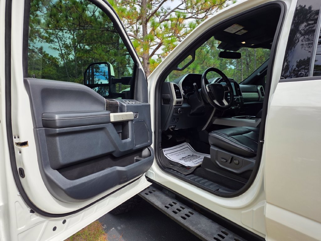 Used 2022 Ford F250 Lariat w/ Tremor Off-Road Package AWD/4WD image 11