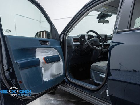 Used 2022 Ford Maverick XLT w/ Equipment Group 300A Standard image 9