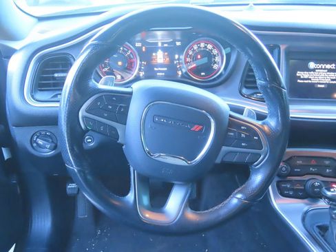 Used 2019 Dodge Challenger R/T image 6