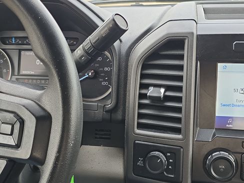 Used 2021 Ford F250 XL w/ STX Appearance Package image 19