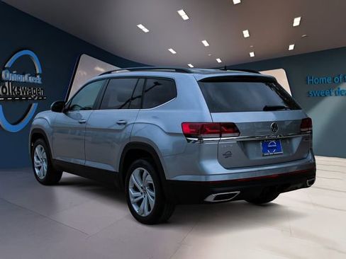 Used 2022 Volkswagen Atlas SE w/ Panoramic Sunroof Package image 6